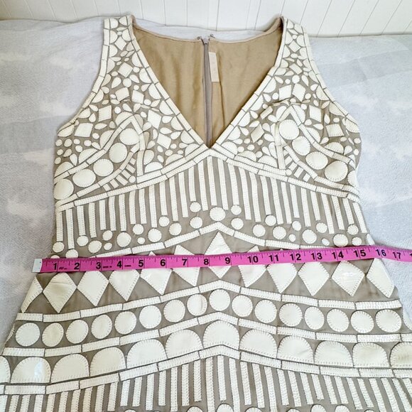 Naeem Khan Silk & Leather Patchwork Appliqué Mini Dress White and Tan Size 8 - Picture 6 of 13